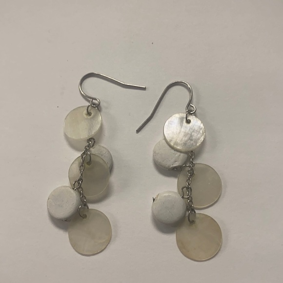 Jewelry - White dangle earrings